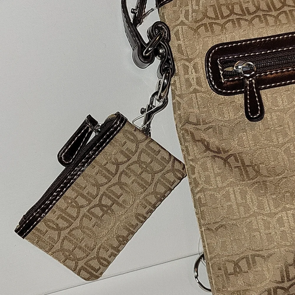 Giani Bernini signature crossbody  bag NWT